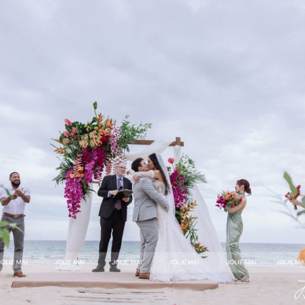 Địa điểm tổ chức đám cưới Nha Trang
