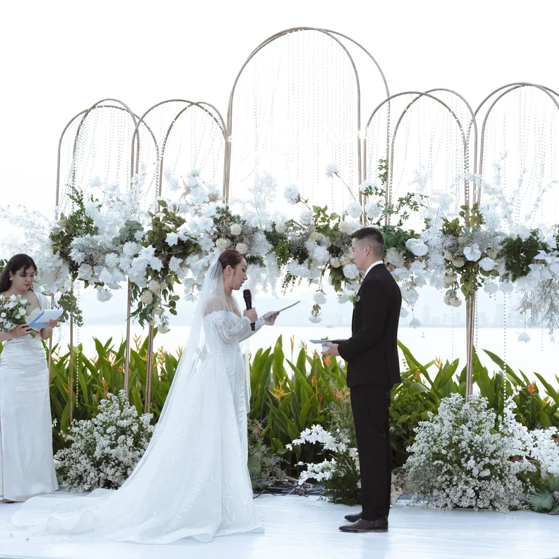 beach wedding Nha Trang — Joie Mai Wedding & Events beach wedding Nha Trang evening lighting candles